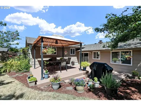 3325 Montebello Avenue Springfield OR 97477