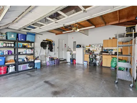 3325 Montebello Avenue Springfield OR 97477