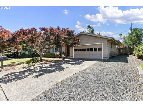 3325 Montebello Avenue Springfield OR 97477