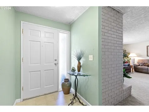 3325 Montebello Avenue Springfield OR 97477