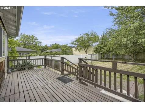 533 Ne 78th Avenue Portland OR 97213