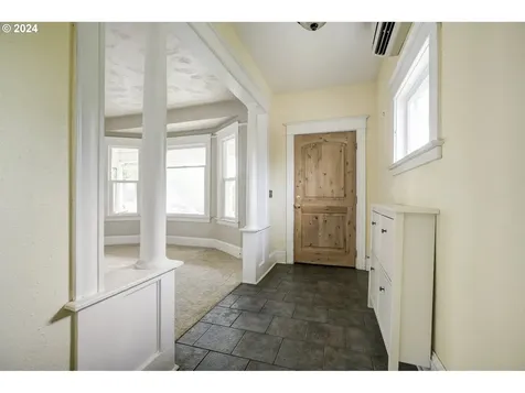 533 Ne 78th Avenue Portland OR 97213