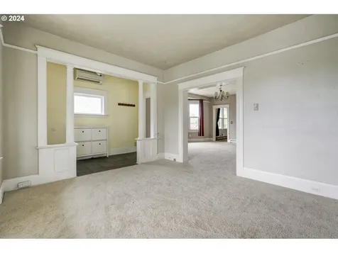 533 Ne 78th Avenue Portland OR 97213