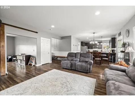 2849 NW Pinot Noir Drive Mcminnville OR 97128