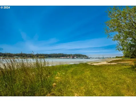 91177 Cape Arago Highway Coos Bay OR 97420