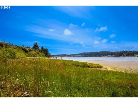 91177 Cape Arago Highway Coos Bay OR 97420