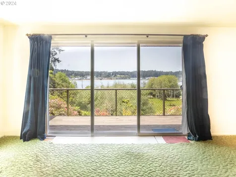 91177 Cape Arago Highway Coos Bay OR 97420