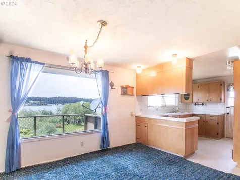 91177 Cape Arago Highway Coos Bay OR 97420