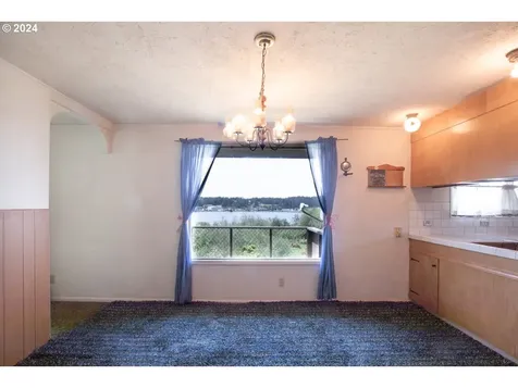 91177 Cape Arago Highway Coos Bay OR 97420