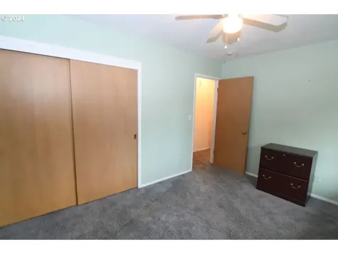 213 SE 101st Avenue Vancouver WA 98664