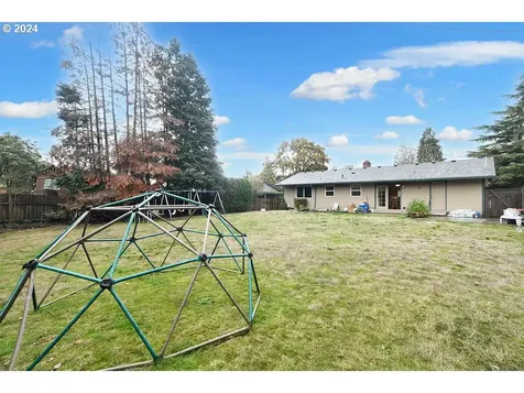 213 SE 101st Avenue Vancouver WA 98664