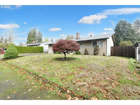 213 SE 101st Avenue Vancouver WA 98664