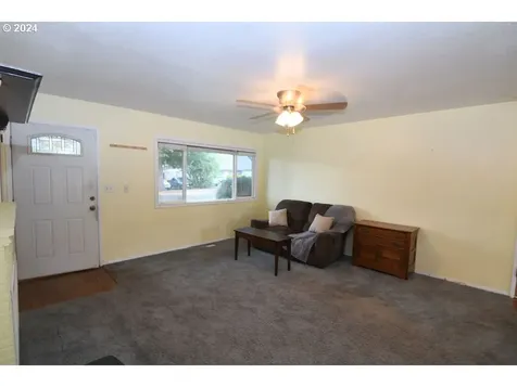 213 SE 101st Avenue Vancouver WA 98664