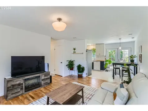 2658 Oxford Street West Linn OR 97068