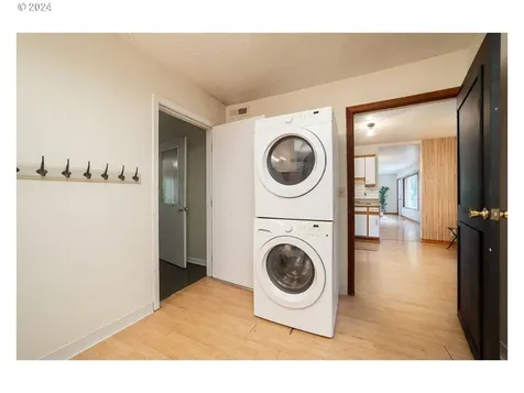 8767 Nw Springville Road Portland OR 97231