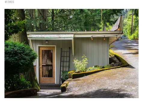 8767 Nw Springville Road Portland OR 97231
