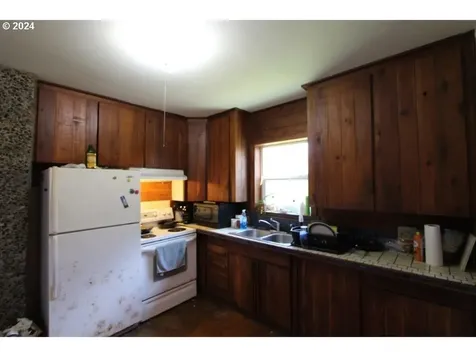 455 N Marple Street Coos Bay OR 97420
