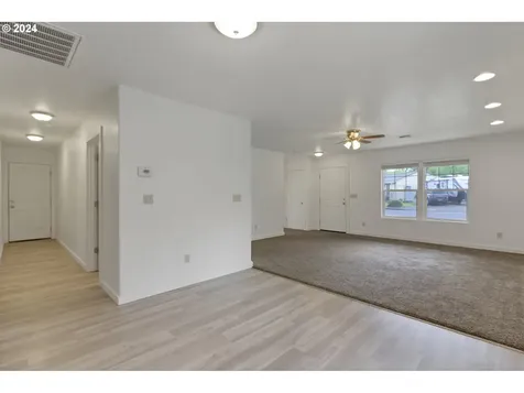 814 18th Avenue Sweet Home OR 97386
