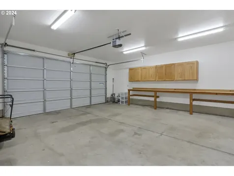 814 18th Avenue Sweet Home OR 97386