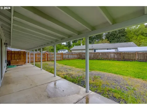 814 18th Avenue Sweet Home OR 97386
