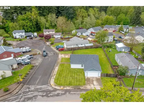 814 18th Avenue Sweet Home OR 97386