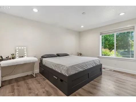 1125 Ne 157th Avenue Portland OR 97230