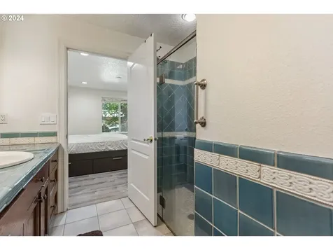 1125 Ne 157th Avenue Portland OR 97230