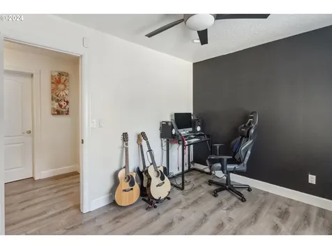 1125 Ne 157th Avenue Portland OR 97230