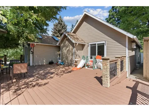 1125 Ne 157th Avenue Portland OR 97230