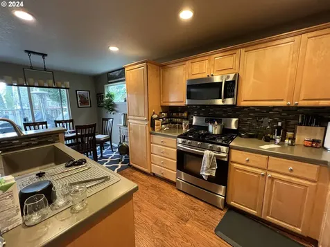 6010 NE Kettering Street Hillsboro OR 97124