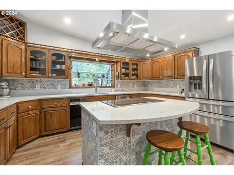54638 Reid Road Scappoose OR 97056