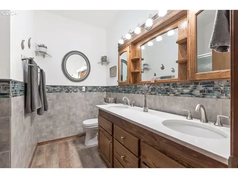 54638 Reid Road Scappoose OR 97056