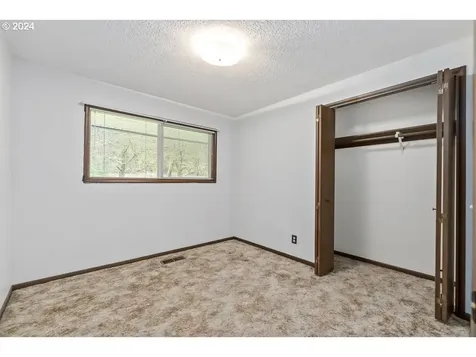 54638 Reid Road Scappoose OR 97056