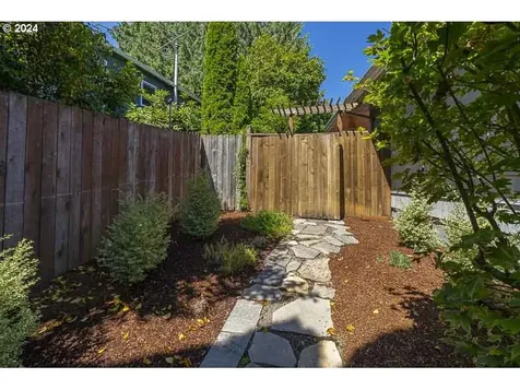 2675 Skopil Avenue S Salem OR 97302
