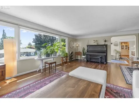 2675 Skopil Avenue S Salem OR 97302