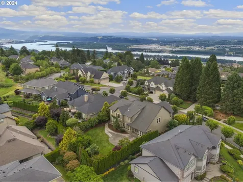 2825 Nw 12th Avenue Camas WA 98607