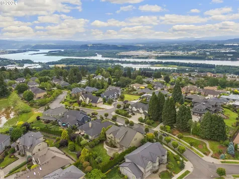 2825 Nw 12th Avenue Camas WA 98607