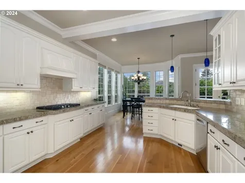 2825 Nw 12th Avenue Camas WA 98607