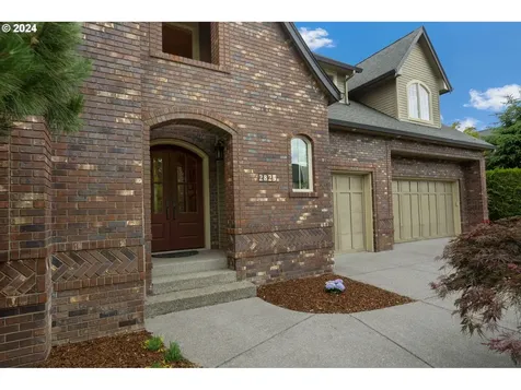 2825 Nw 12th Avenue Camas WA 98607