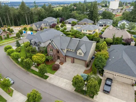 2825 Nw 12th Avenue Camas WA 98607