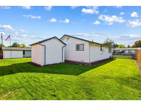 1550 W 11th Avenue Junction City OR 97448