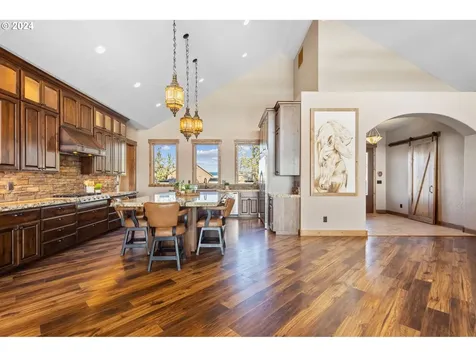 13501 SW Riggs Road Powell Butte OR 97753