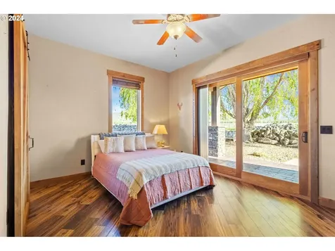 13501 SW Riggs Road Powell Butte OR 97753