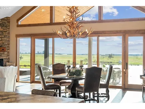 13501 SW Riggs Road Powell Butte OR 97753