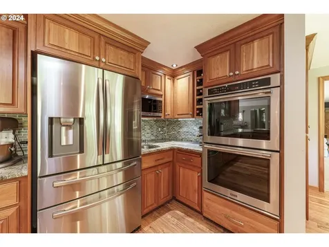 30536 NE Coyote Drive Yacolt WA 98675