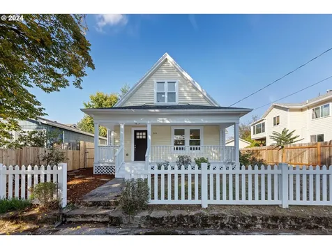 925 NE 72nd Avenue Portland OR 97213