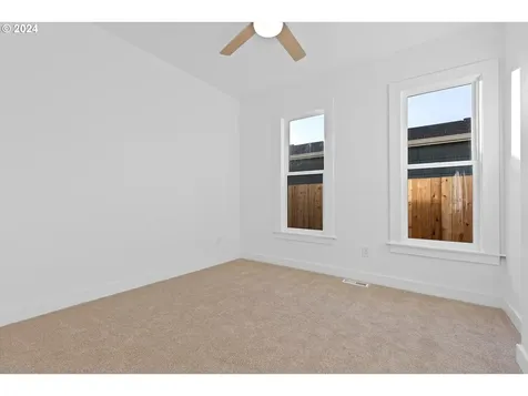 925 NE 72nd Avenue Portland OR 97213