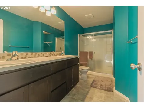 4782 Navigation Avenue NE Salem OR 97305