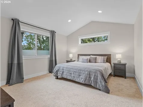 7320 SE 69th Avenue Portland OR 97206