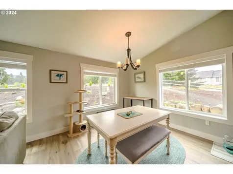 610 Gray Pine Street Lyons OR 97358